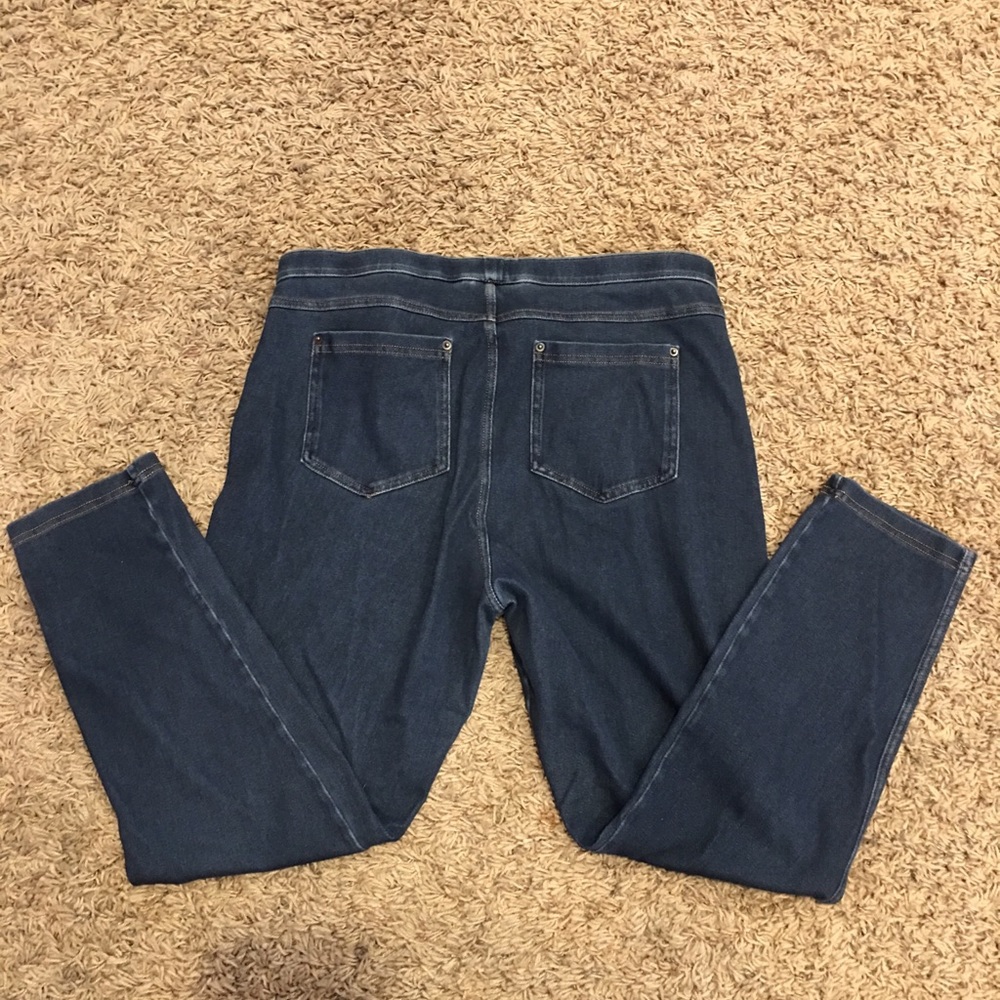 Skinny jean leggings